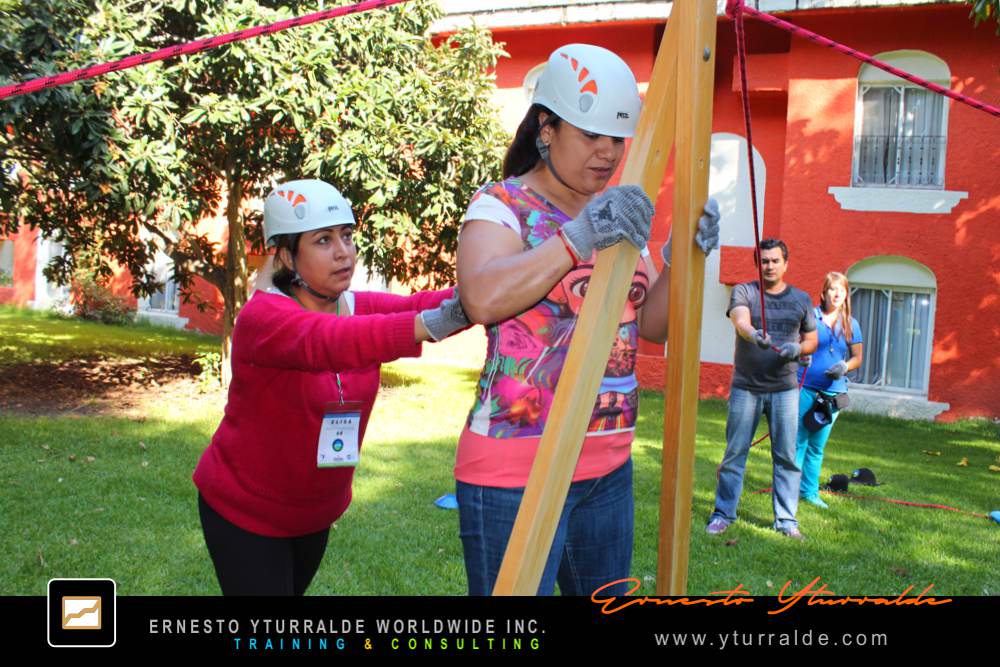 Team Performance - Talleres Vivenciales | Dinámicas de Grupos y Actividades para Team Building Empresarial